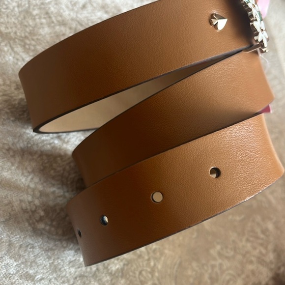 Brand New Kate Spade Genuine Leather Daisy Loop Belt  display picture 1